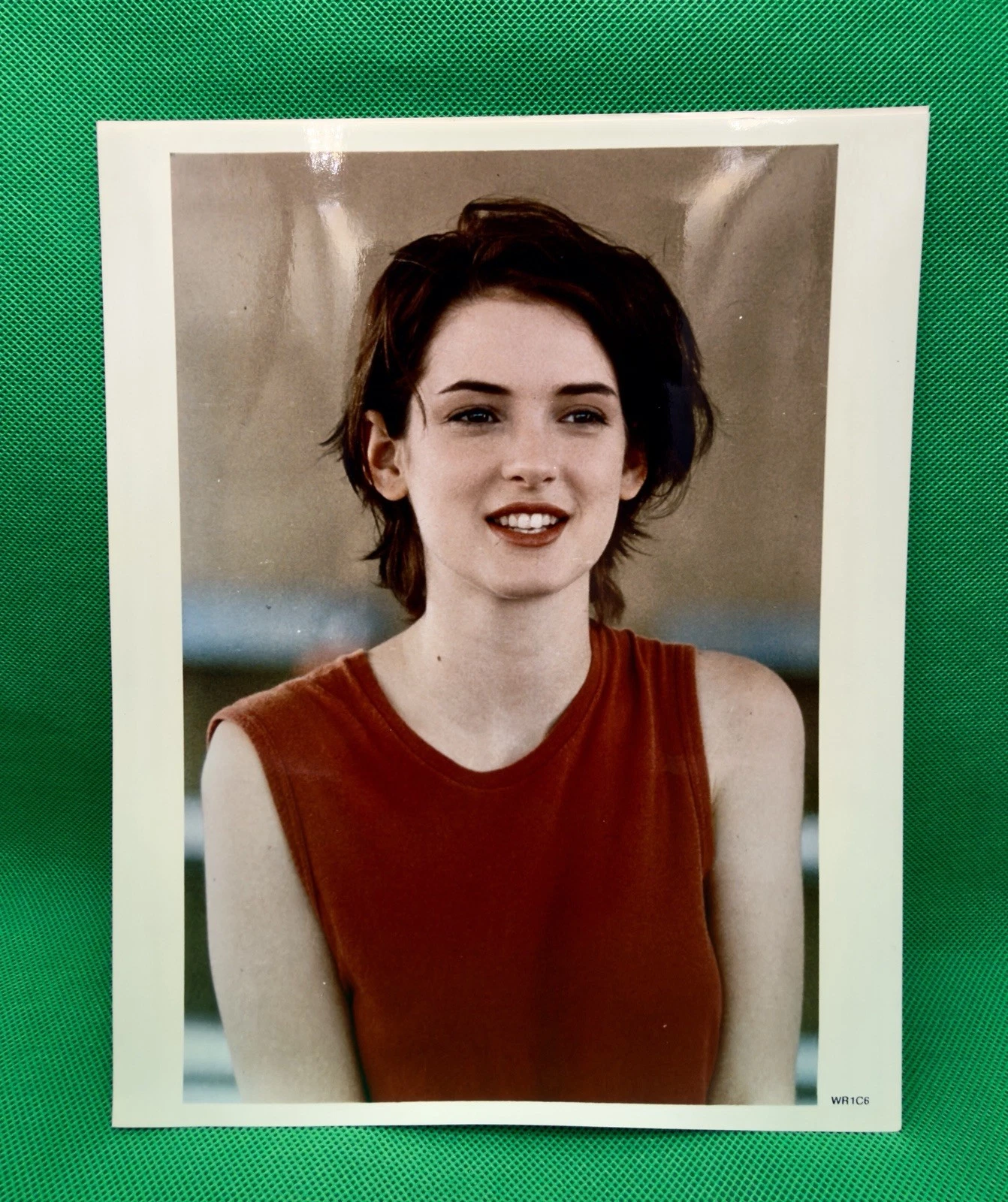 Winona Ryder — Assorted Candid Photographs photo 4