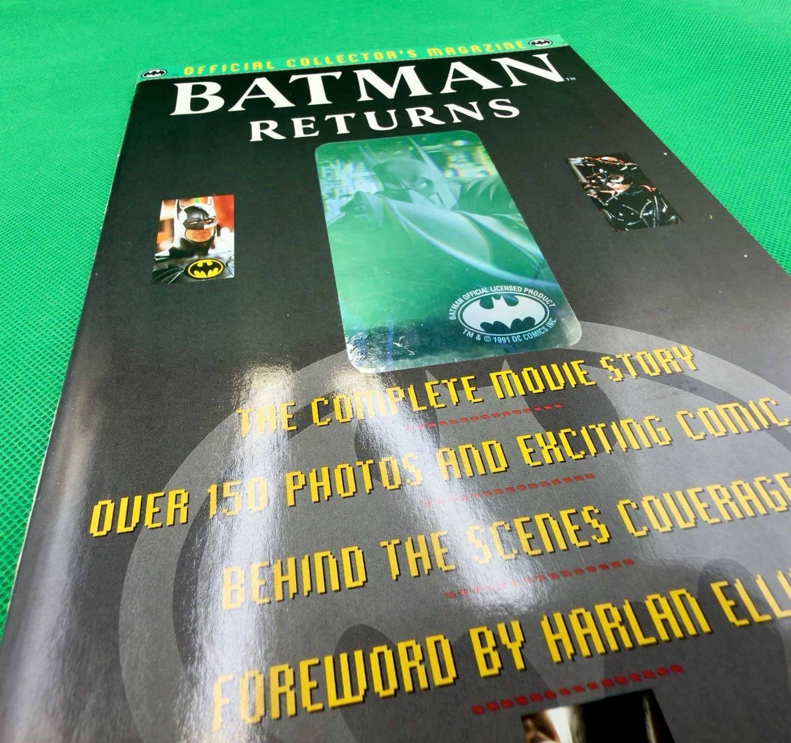Batman Returns Official Collector's Magazine — Holographic Cover photo 3