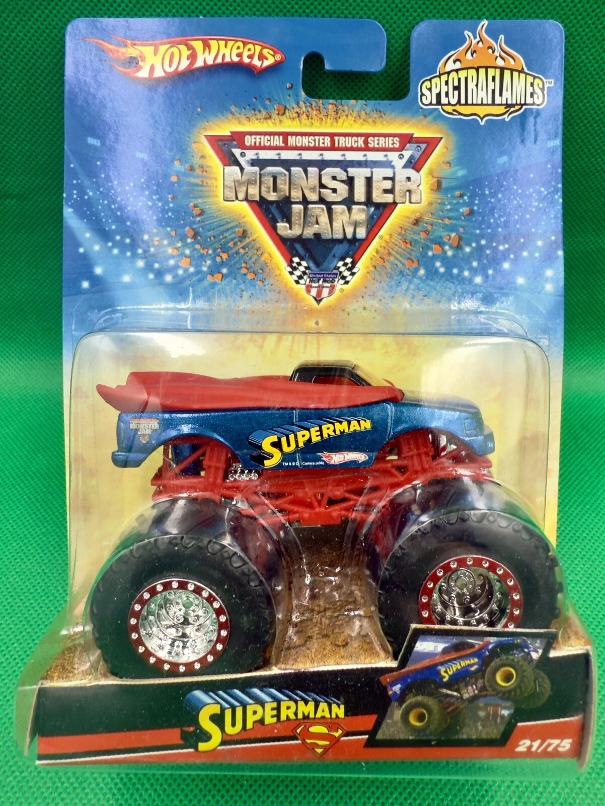 Hot Wheels Spectraflames Monster Jam — Superman